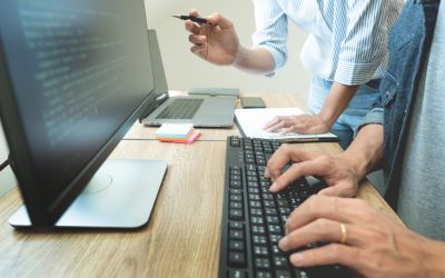 De l’Arrière-boutique à la Une : Comment les Entrepreneurs Peuvent Devenir les Nouveaux Influenceurs